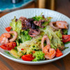 Салат з морепродуктами та бейбі восьминігом Gastro cafe15